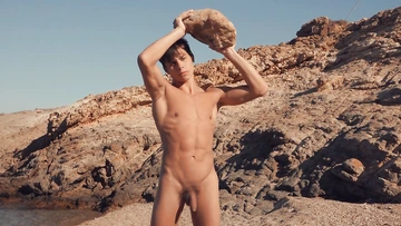 Nude guys from Freshmen on vacation