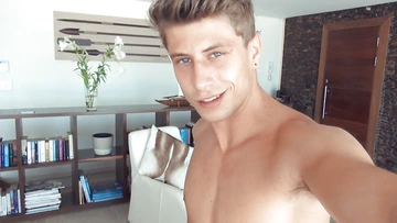 Guy getting a big cock facial