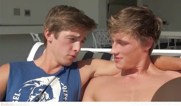 Hot guys fucking and cumming
