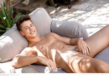Euro gay boy Tommy Clapton