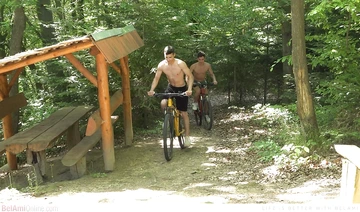 Two boys fucking and cumming