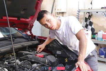 Sexy mechanic boys fucking and sucking