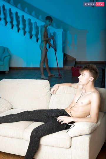 Pretty boys fucking on a sofa
