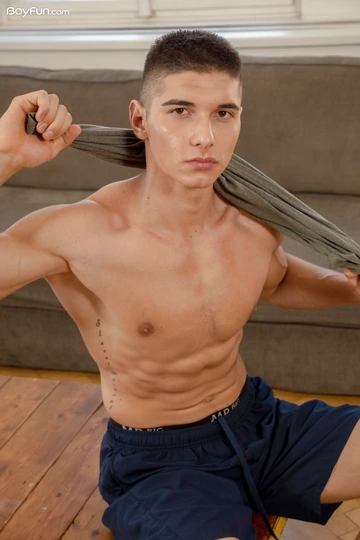 Big cock muscle boy Jared Shaw