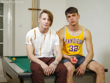 Sexy boy fucking his buddy 2589