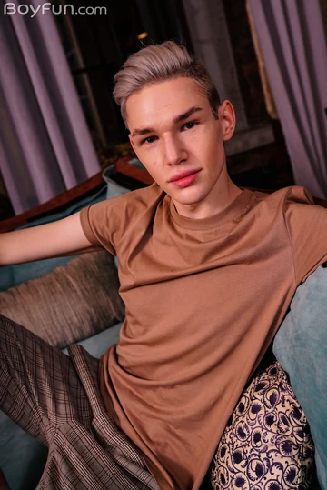 Beautiful boy jerking off and cums