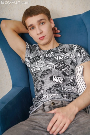 Geeky boy with a nice dick