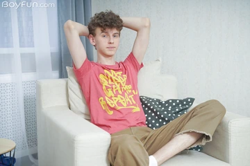 Skinny boy wanking his dick