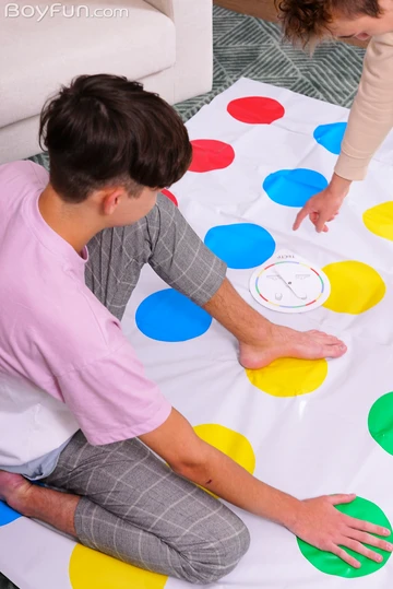 Two boys having sex and cums