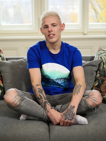 Blonde boy with a nice smooth ass