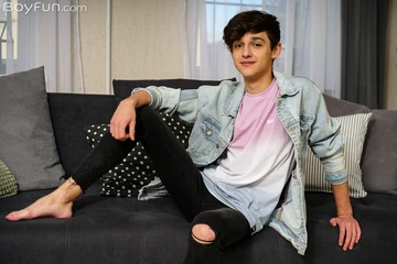 Boy wanking his shaved dick