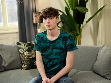 Slim guy getting naked for the cam
