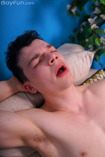 Fit boy jerking off and cums